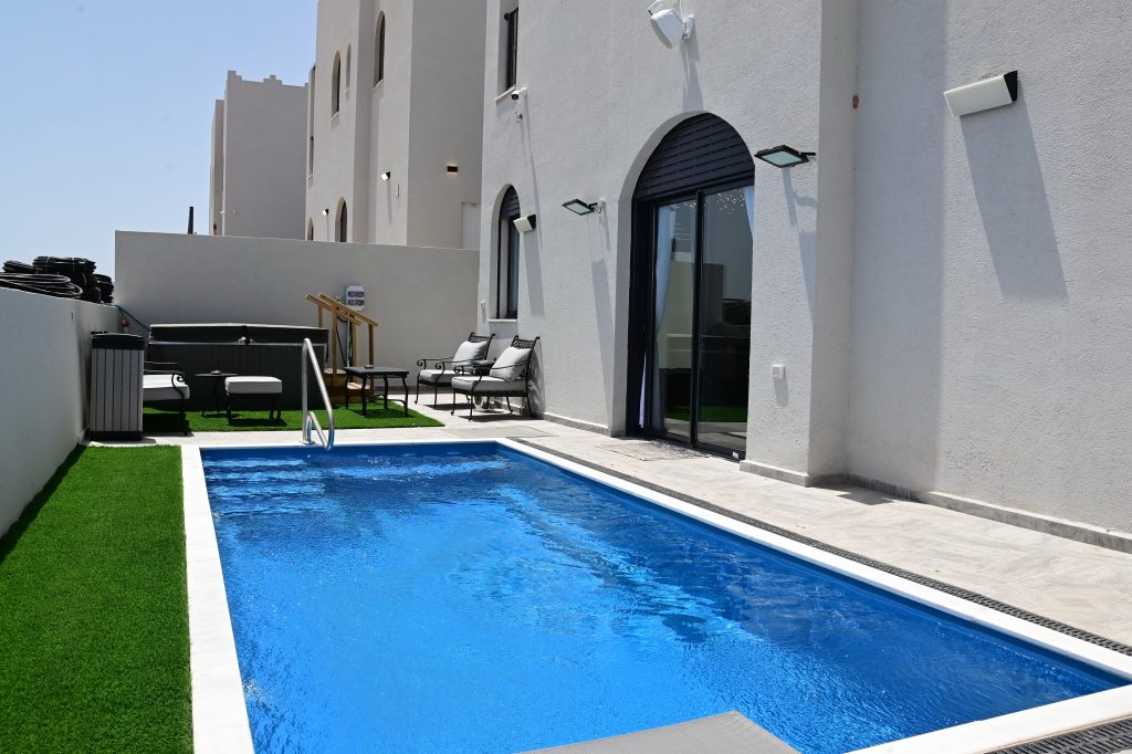 דירות נופש באילת עם בריכה פרטית | סיאלו אירוח יוקרתי